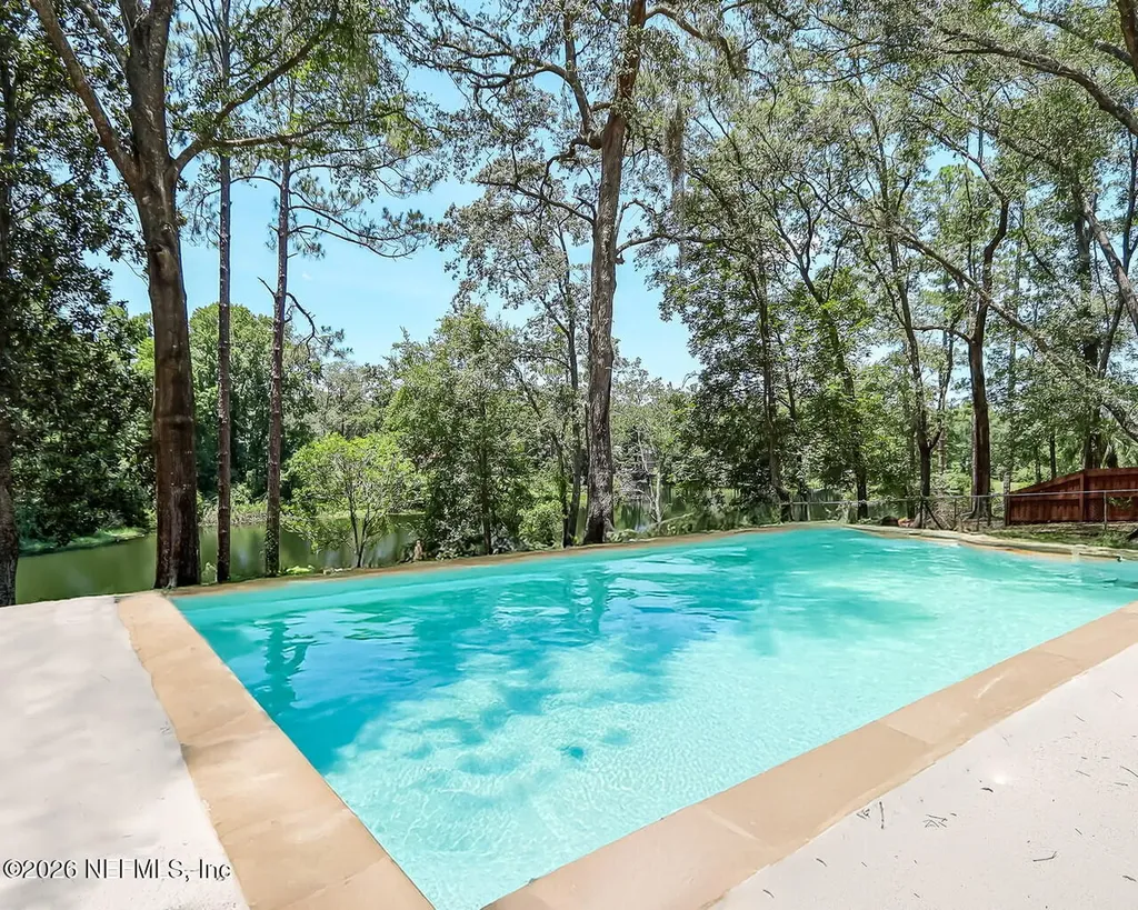 1277 Lake Asbury Drive Green Cove Springs FL 32043
