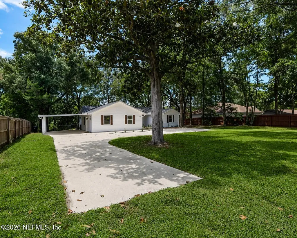 1277 Lake Asbury Drive Green Cove Springs FL 32043