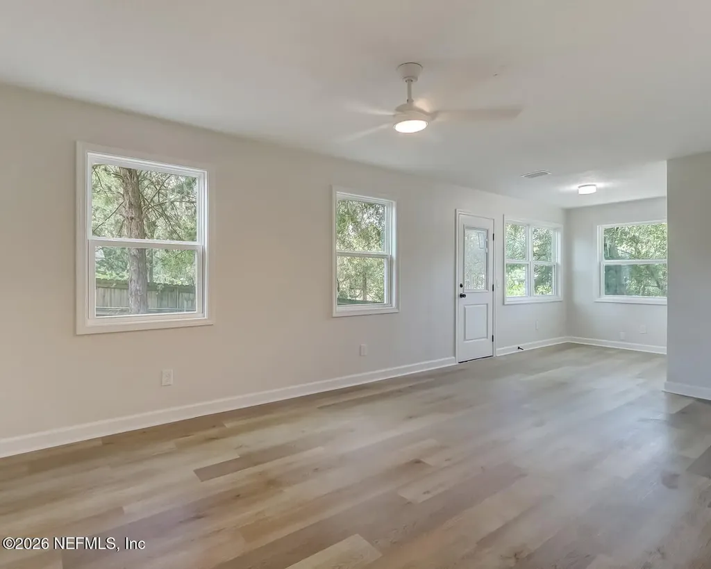 1277 Lake Asbury Drive Green Cove Springs FL 32043