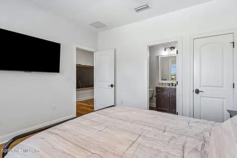 4135 Avalon Circle Jacksonville Beach FL 32250