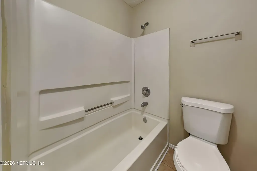 11332 Island Shore Drive W Jacksonville FL 32218