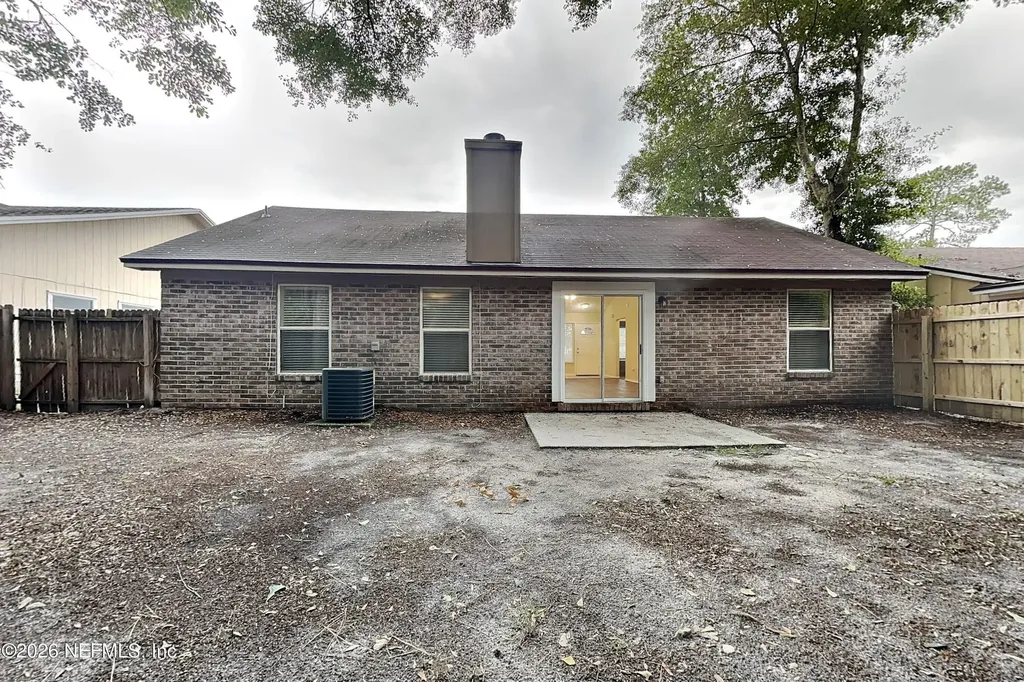11332 Island Shore Drive W Jacksonville FL 32218