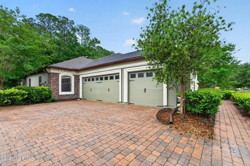 2080 Crown Drive St. Augustine FL 32092