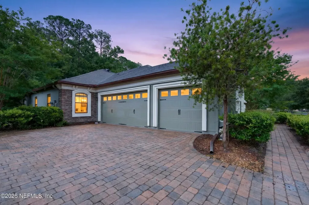 2080 Crown Drive St. Augustine FL 32092