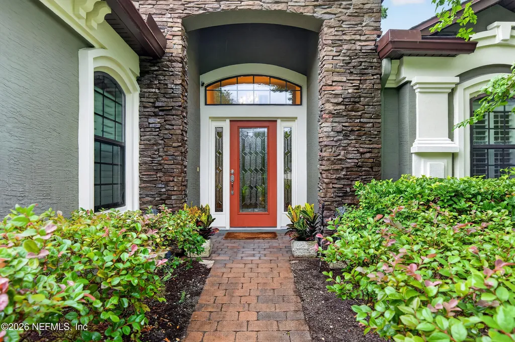 2080 Crown Drive St. Augustine FL 32092