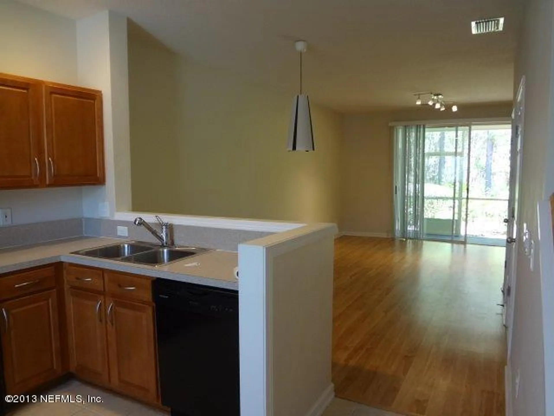 3583 Pebble Path Lane Jacksonville FL 32224