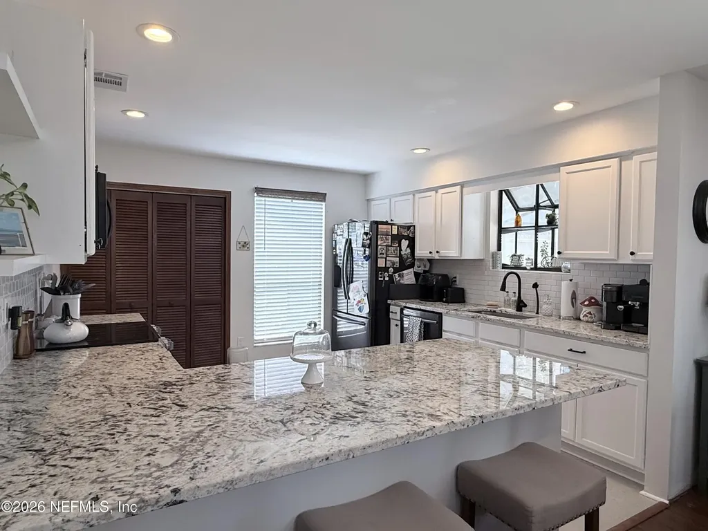 1671 Holly Oaks Lake Road E Jacksonville FL 32225