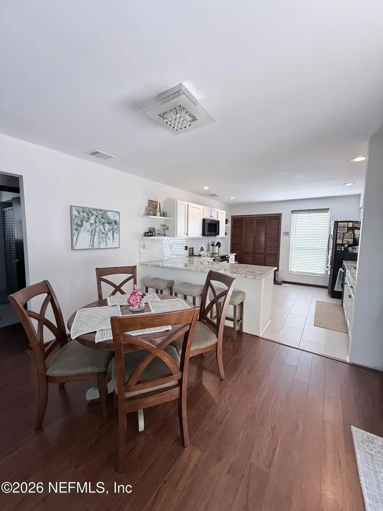 1671 Holly Oaks Lake Road E Jacksonville FL 32225