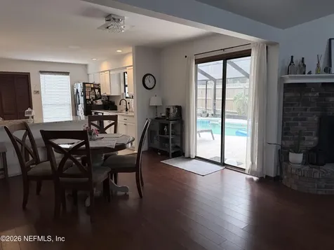 1671 Holly Oaks Lake Road E Jacksonville FL 32225