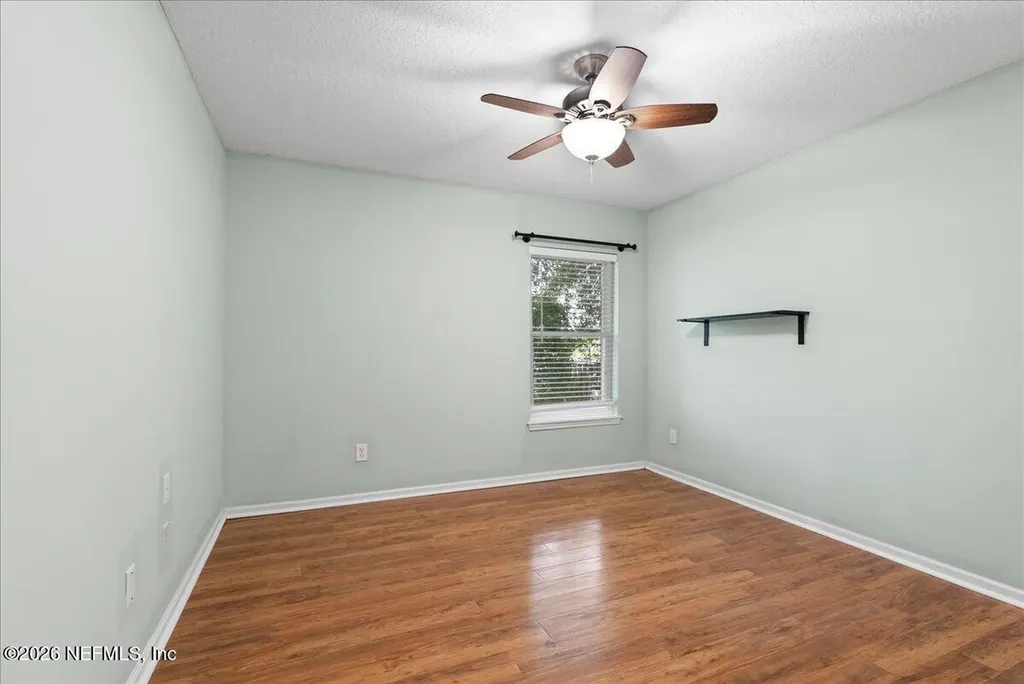 7366 Hawks Cliff Drive W Jacksonville FL 32222