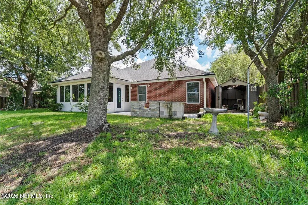 7366 Hawks Cliff Drive W Jacksonville FL 32222
