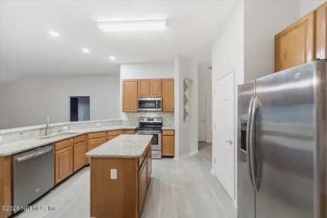 7366 Hawks Cliff Drive W Jacksonville FL 32222