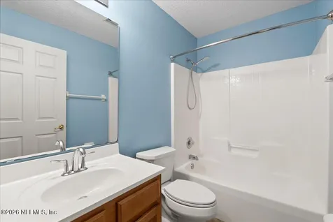 7366 Hawks Cliff Drive W Jacksonville FL 32222