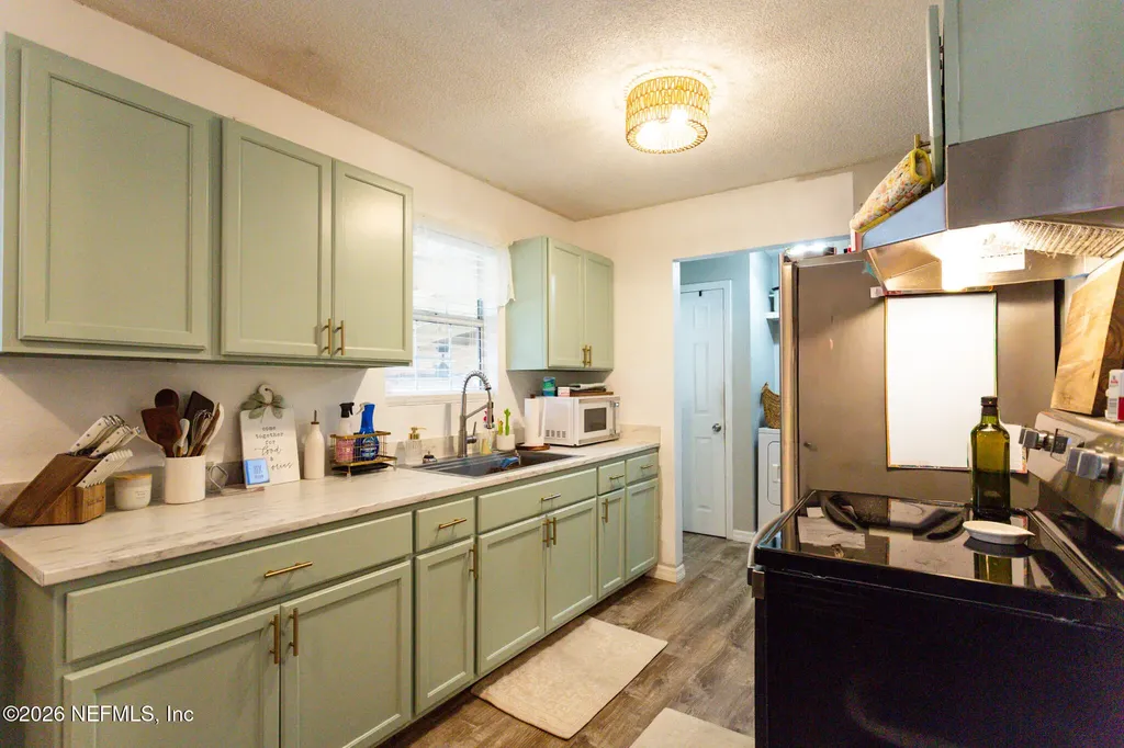 2916 Peach Drive Jacksonville FL 32246