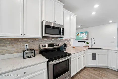 7233 Calamint Avenue Jacksonville FL 32219