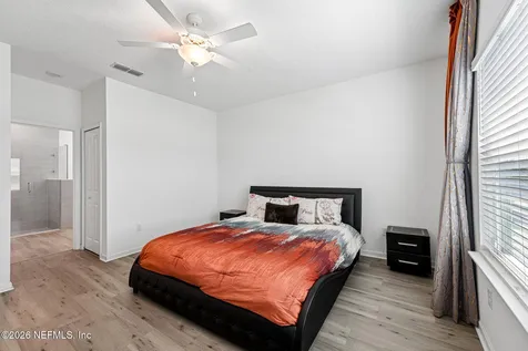 7233 Calamint Avenue Jacksonville FL 32219