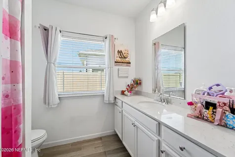 7233 Calamint Avenue Jacksonville FL 32219