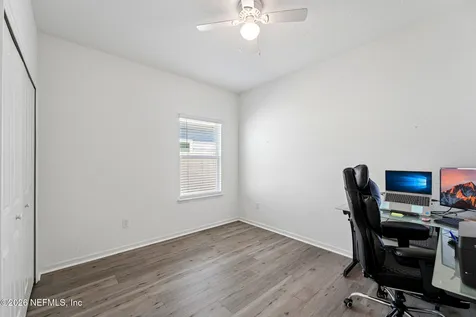 7233 Calamint Avenue Jacksonville FL 32219