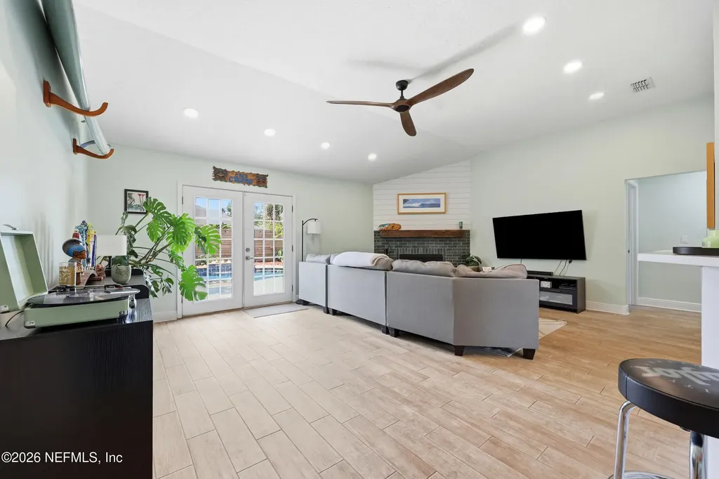 2056 Merced Court Jacksonville FL 32224