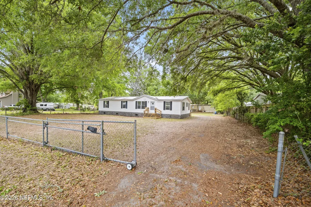 4318 Deerfield Circle Macclenny FL 32063