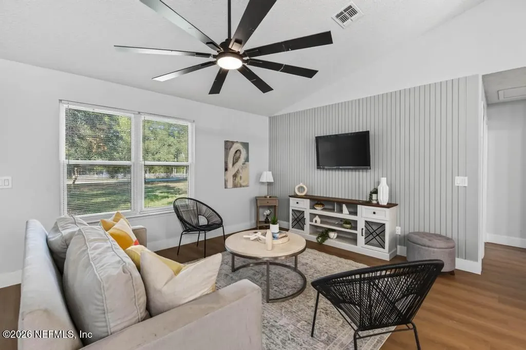 45 Mint Circle Middleburg FL 32068