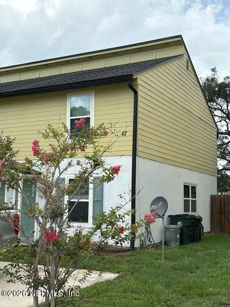 67 W 8th Street Atlantic Beach FL 32233