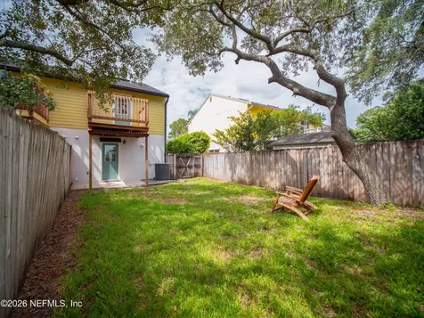 67 W 8th Street Atlantic Beach FL 32233