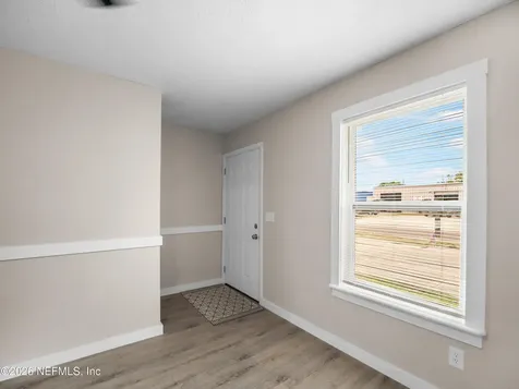 67 W 8th Street Atlantic Beach FL 32233