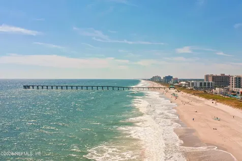 67 W 8th Street Atlantic Beach FL 32233