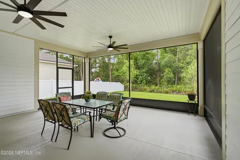 335 Palomar Drive St. Johns FL 32259
