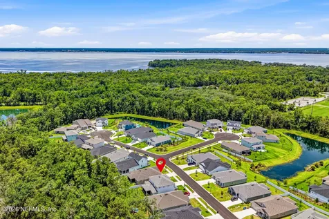 335 Palomar Drive St. Johns FL 32259
