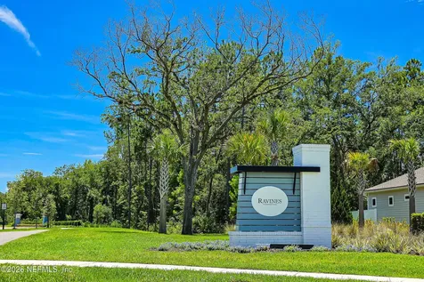 335 Palomar Drive St. Johns FL 32259