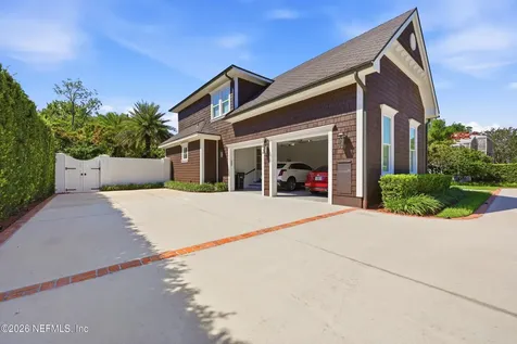1030 Maple Lane Jacksonville FL 32207