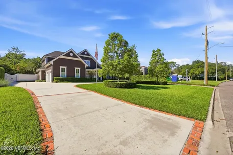 1030 Maple Lane Jacksonville FL 32207