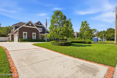1030 Maple Lane Jacksonville FL 32207