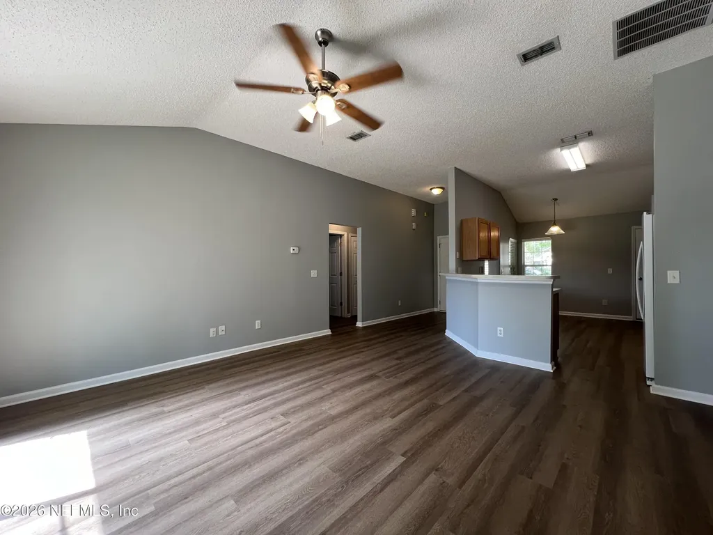 8382 Stelling Drive S Jacksonville FL 32244
