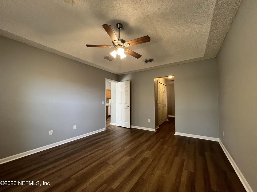 8382 Stelling Drive S Jacksonville FL 32244