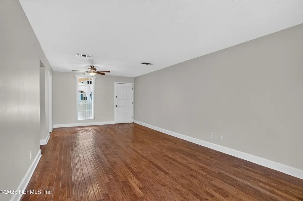 1757 El Camino Road Jacksonville FL 32216
