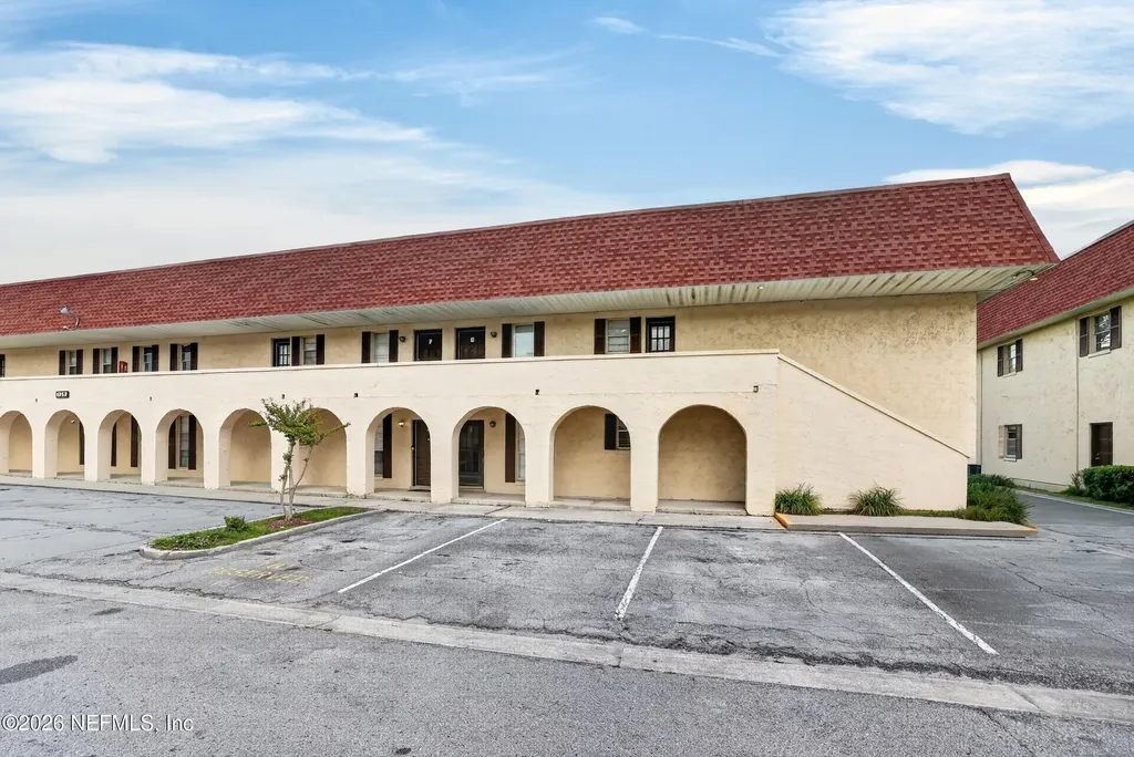 1757 El Camino Road Jacksonville FL 32216