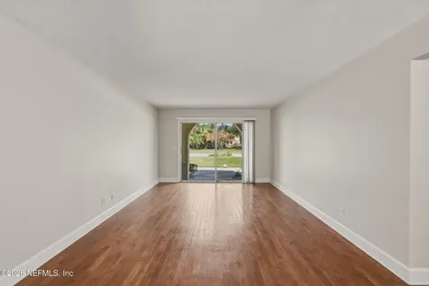 1757 El Camino Road Jacksonville FL 32216