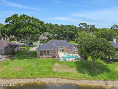 12129 Cattail Drive W Jacksonville FL 32223