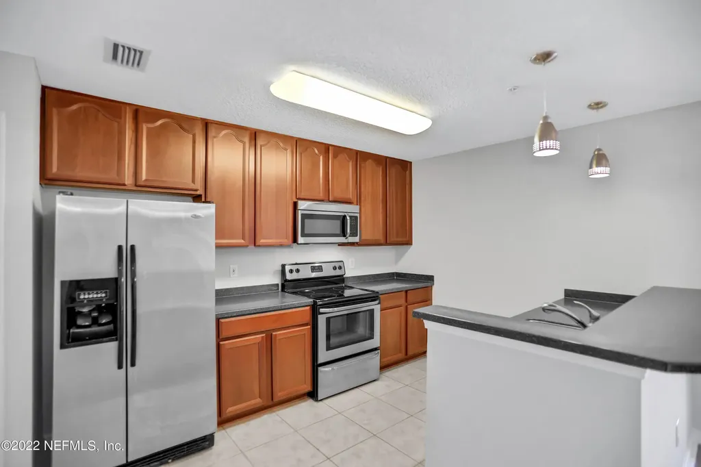 7051 Deer Lodge Circle Jacksonville FL 32256