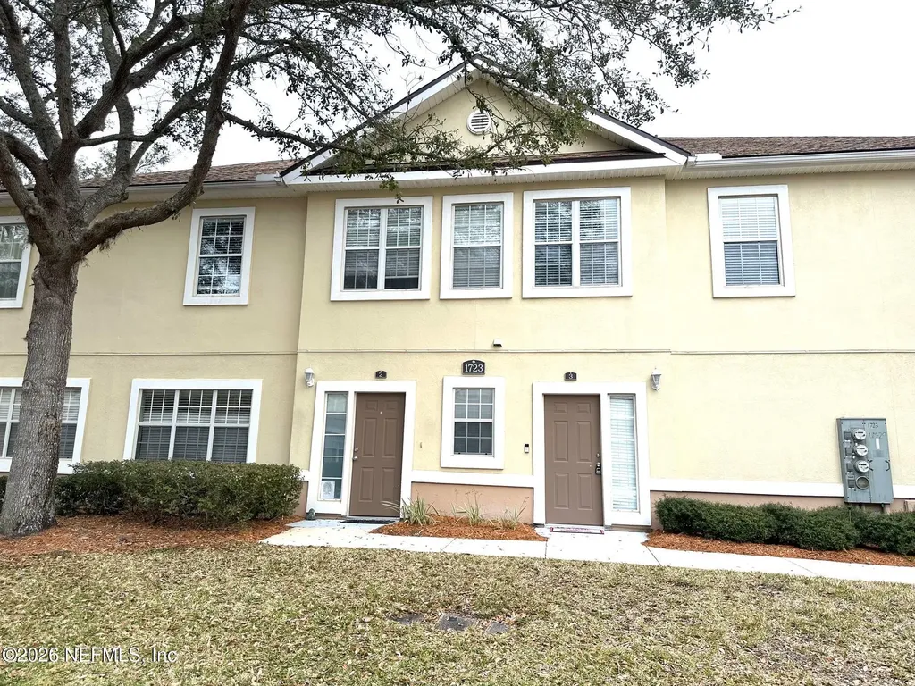1723 Forest Lake Circle Jacksonville FL 32225