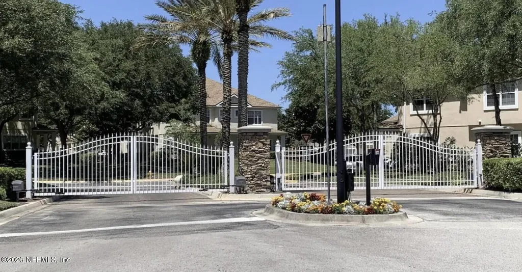 1723 Forest Lake Circle Jacksonville FL 32225