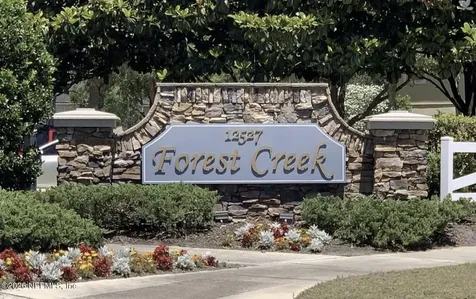 1723 Forest Lake Circle Jacksonville FL 32225