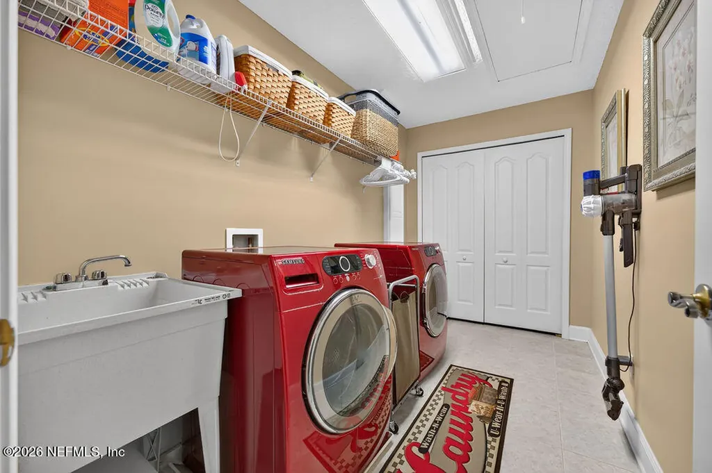3881 Reds Gait Lane Jacksonville FL 32223