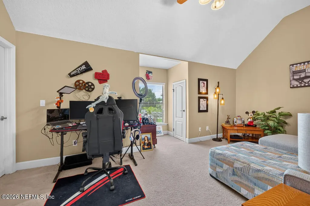 3881 Reds Gait Lane Jacksonville FL 32223