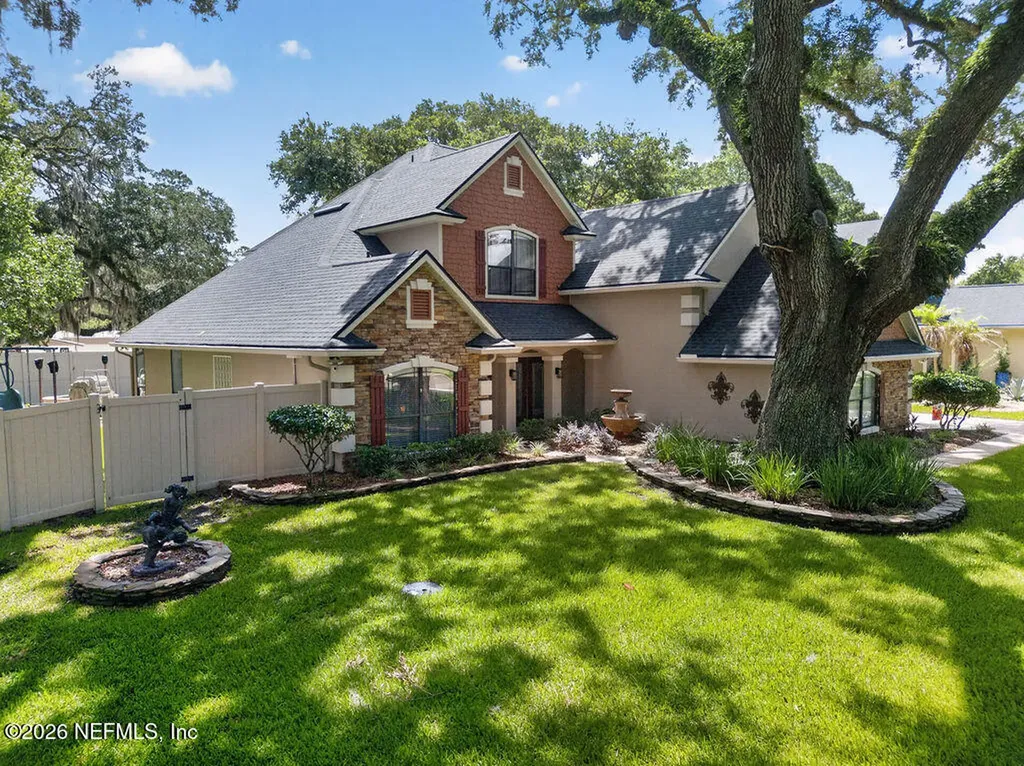 3881 Reds Gait Lane Jacksonville FL 32223