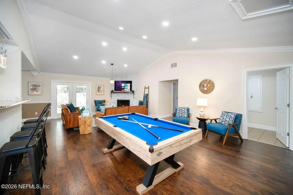 4293 Walnut Bend Jacksonville FL 32257