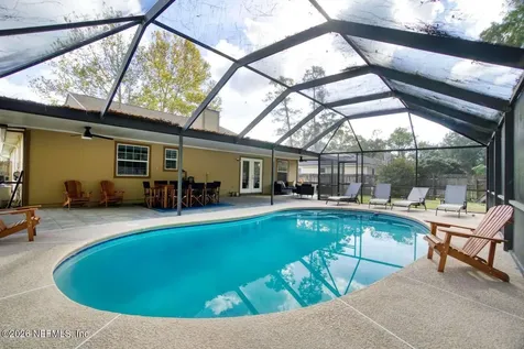 4293 Walnut Bend Jacksonville FL 32257